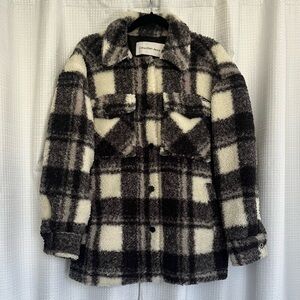 Calvin Klein B&W Plaid Sherpa Button Up Jacket w/ front and side pockets